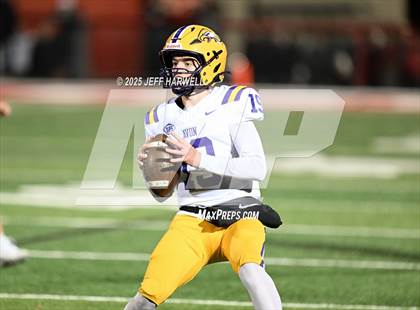 Thumbnail 2 in Avon @ Wadsworth (OHSAA Division 2 Regional) photogallery.