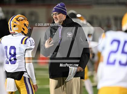 Thumbnail 2 in Avon @ Wadsworth (OHSAA Division 2 Regional) photogallery.