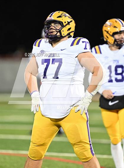 Thumbnail 3 in Avon @ Wadsworth (OHSAA Division 2 Regional) photogallery.