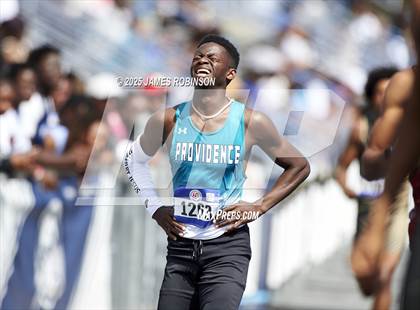 Thumbnail 2 in Bob Hayes Invitational (400m) photogallery.