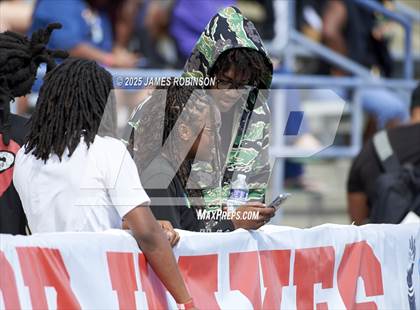 Thumbnail 3 in Bob Hayes Invitational (400m) photogallery.