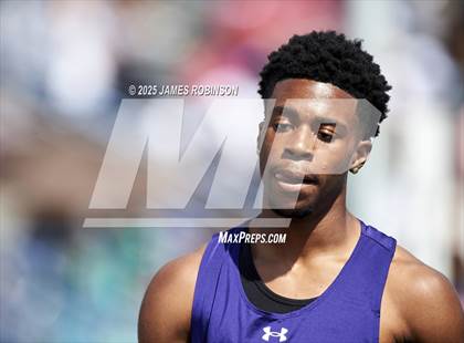 Thumbnail 3 in Bob Hayes Invitational (400m) photogallery.
