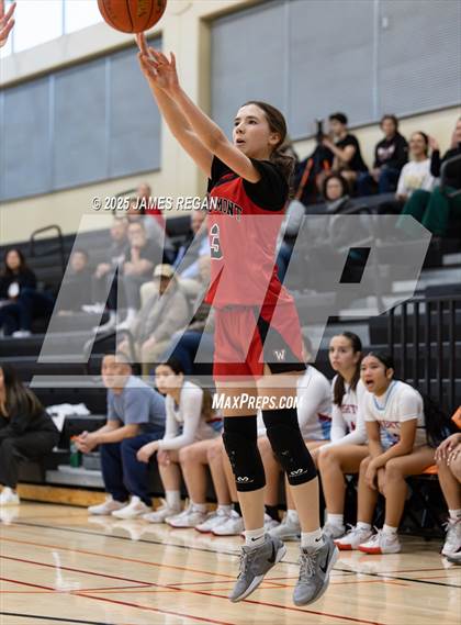 Thumbnail 3 in Hillsdale vs. Westmont (CIF CCS D2 Girls Basketball Quarterfinal) photogallery.