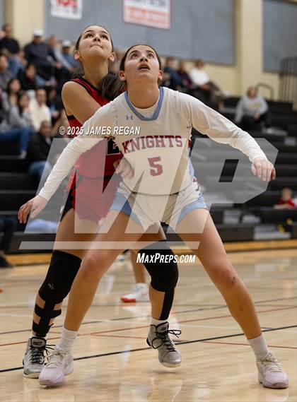 Thumbnail 3 in Hillsdale vs. Westmont (CIF CCS D2 Girls Basketball Quarterfinal) photogallery.