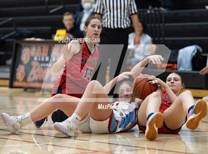 Thumbnail 1 in Hillsdale vs. Westmont (CIF CCS D2 Girls Basketball Quarterfinal) photogallery.