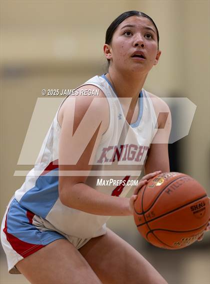 Thumbnail 3 in Hillsdale vs. Westmont (CIF CCS D2 Girls Basketball Quarterfinal) photogallery.