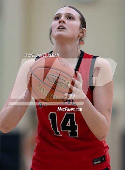 Thumbnail 3 in Hillsdale vs. Westmont (CIF CCS D2 Girls Basketball Quarterfinal) photogallery.