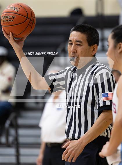 Thumbnail 1 in Hillsdale vs. Westmont (CIF CCS D2 Girls Basketball Quarterfinal) photogallery.