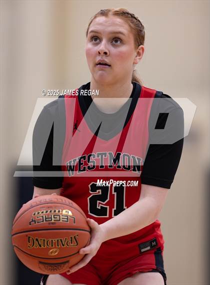 Thumbnail 3 in Hillsdale vs. Westmont (CIF CCS D2 Girls Basketball Quarterfinal) photogallery.