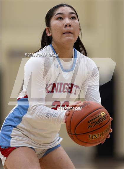 Thumbnail 2 in Hillsdale vs. Westmont (CIF CCS D2 Girls Basketball Quarterfinal) photogallery.