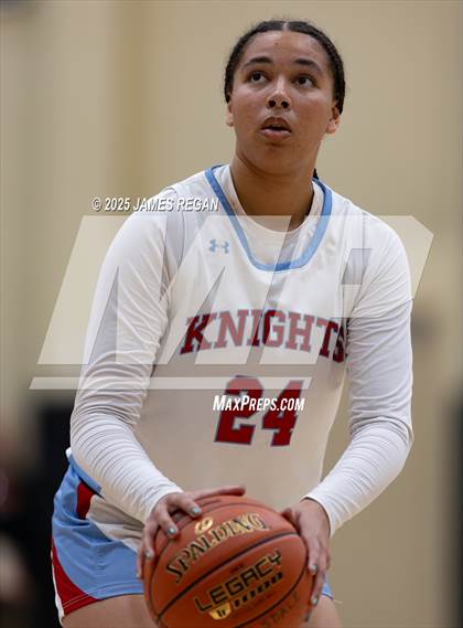 Thumbnail 1 in Hillsdale vs. Westmont (CIF CCS D2 Girls Basketball Quarterfinal) photogallery.
