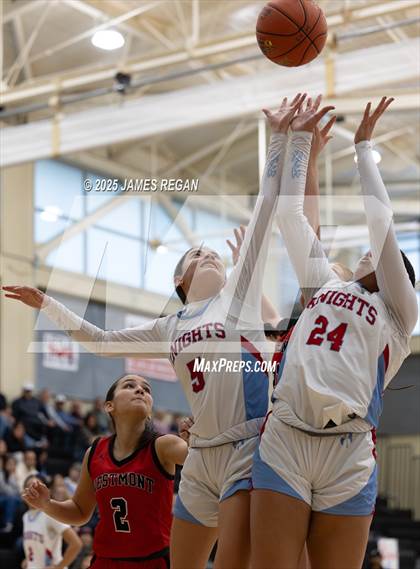 Thumbnail 1 in Hillsdale vs. Westmont (CIF CCS D2 Girls Basketball Quarterfinal) photogallery.