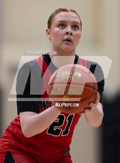 Thumbnail 1 in Hillsdale vs. Westmont (CIF CCS D2 Girls Basketball Quarterfinal) photogallery.