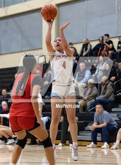 Thumbnail 3 in Hillsdale vs. Westmont (CIF CCS D2 Girls Basketball Quarterfinal) photogallery.