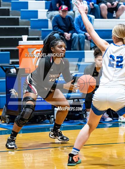 Thumbnail 3 in Winnetonka vs. Grain Valley (Grain Valley Invitational) photogallery.