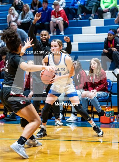 Thumbnail 3 in Winnetonka vs. Grain Valley (Grain Valley Invitational) photogallery.