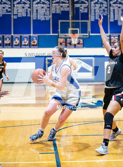 Thumbnail 3 in Winnetonka vs. Grain Valley (Grain Valley Invitational) photogallery.