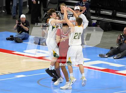 Thumbnail 2 in Santa Clarita Christian vs. Argonaut (CIF State D5 Finals) photogallery.