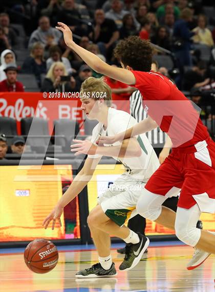 Thumbnail 2 in Santa Clarita Christian vs. Argonaut (CIF State D5 Finals) photogallery.