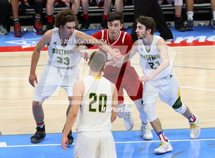 Thumbnail 2 in Santa Clarita Christian vs. Argonaut (CIF State D5 Finals) photogallery.