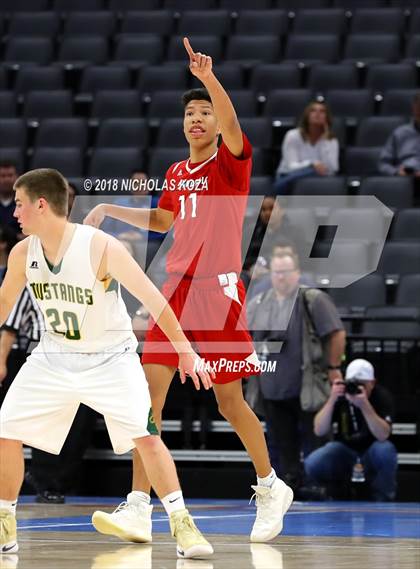 Thumbnail 2 in Santa Clarita Christian vs. Argonaut (CIF State D5 Finals) photogallery.