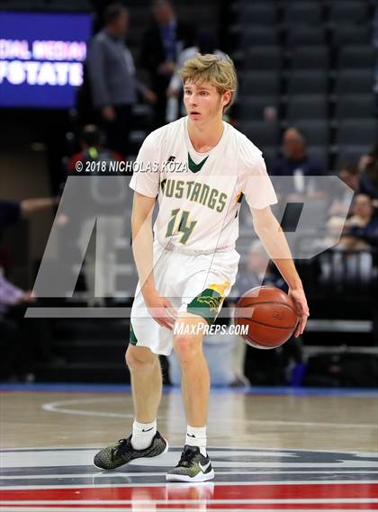 Thumbnail 2 in Santa Clarita Christian vs. Argonaut (CIF State D5 Finals) photogallery.