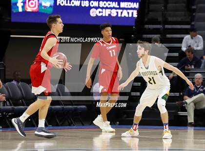 Thumbnail 2 in Santa Clarita Christian vs. Argonaut (CIF State D5 Finals) photogallery.