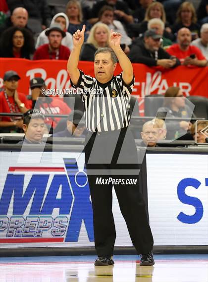 Thumbnail 1 in Santa Clarita Christian vs. Argonaut (CIF State D5 Finals) photogallery.