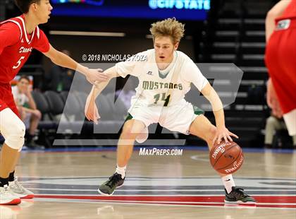 Thumbnail 1 in Santa Clarita Christian vs. Argonaut (CIF State D5 Finals) photogallery.