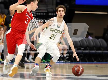 Thumbnail 1 in Santa Clarita Christian vs. Argonaut (CIF State D5 Finals) photogallery.