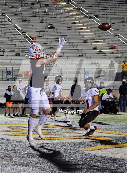 Thumbnail 2 in Hillcrest @ Aledo (UIL Class 5A Division 2 Bi-District Playoff) photogallery.