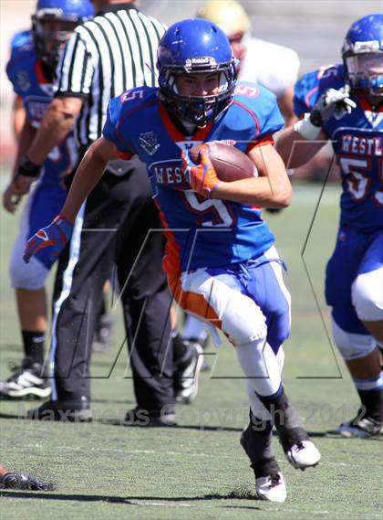 Thumbnail 1 in Westlake vs Oaks Christian (Battle for Veterans) photogallery.