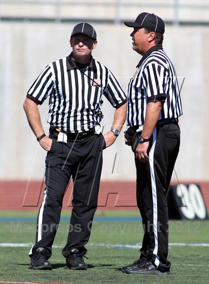 Thumbnail 1 in Westlake vs Oaks Christian (Battle for Veterans) photogallery.
