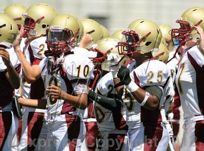Thumbnail 3 in Westlake vs Oaks Christian (Battle for Veterans) photogallery.