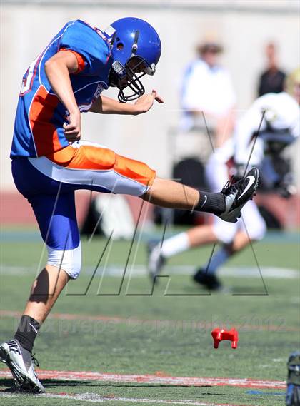 Thumbnail 1 in Westlake vs Oaks Christian (Battle for Veterans) photogallery.