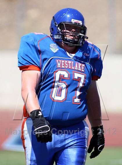 Thumbnail 2 in Westlake vs Oaks Christian (Battle for Veterans) photogallery.