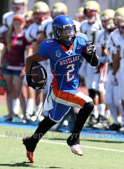 Thumbnail 1 in Westlake vs Oaks Christian (Battle for Veterans) photogallery.