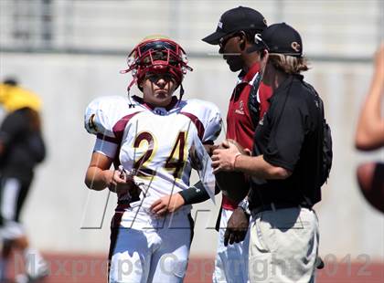 Thumbnail 2 in Westlake vs Oaks Christian (Battle for Veterans) photogallery.