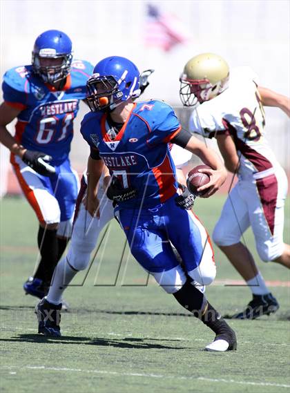 Thumbnail 1 in Westlake vs Oaks Christian (Battle for Veterans) photogallery.