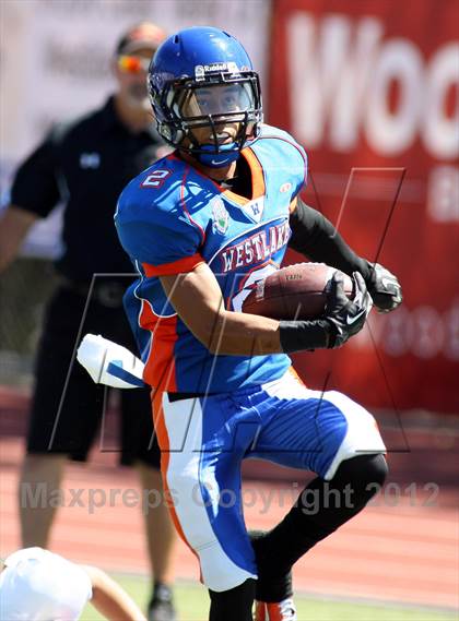 Thumbnail 2 in Westlake vs Oaks Christian (Battle for Veterans) photogallery.
