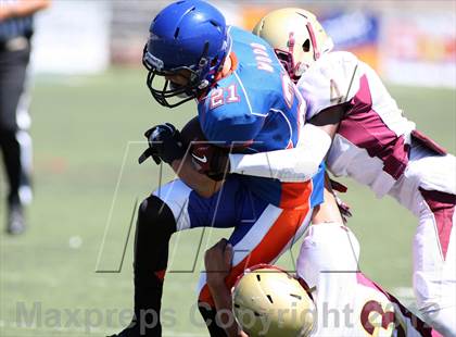 Thumbnail 1 in Westlake vs Oaks Christian (Battle for Veterans) photogallery.