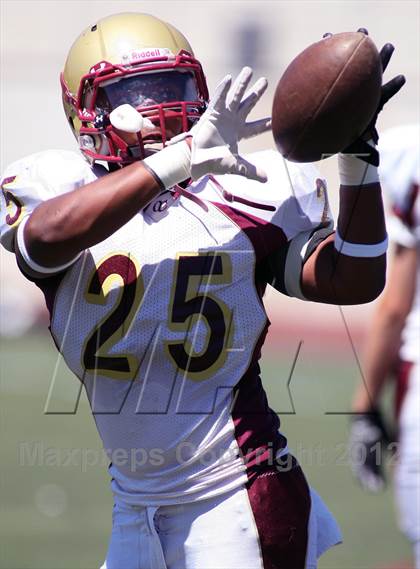 Thumbnail 1 in Westlake vs Oaks Christian (Battle for Veterans) photogallery.