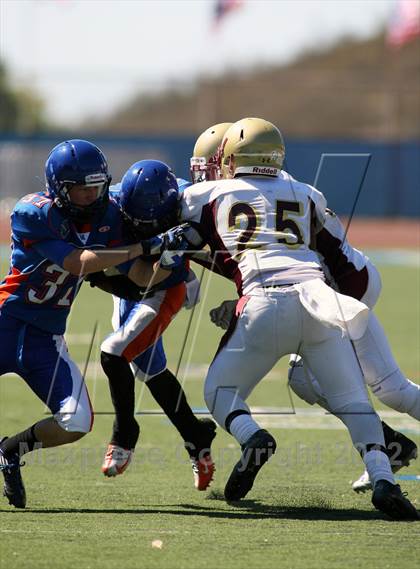 Thumbnail 2 in Westlake vs Oaks Christian (Battle for Veterans) photogallery.