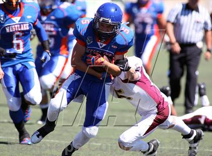 Thumbnail 3 in Westlake vs Oaks Christian (Battle for Veterans) photogallery.
