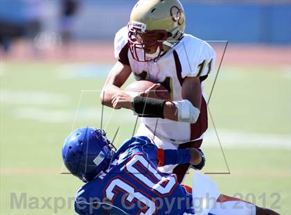 Thumbnail 2 in Westlake vs Oaks Christian (Battle for Veterans) photogallery.