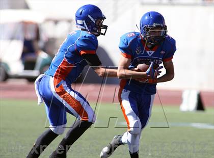 Thumbnail 3 in Westlake vs Oaks Christian (Battle for Veterans) photogallery.