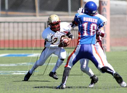 Thumbnail 3 in Westlake vs Oaks Christian (Battle for Veterans) photogallery.