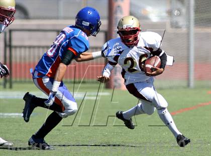 Thumbnail 3 in Westlake vs Oaks Christian (Battle for Veterans) photogallery.