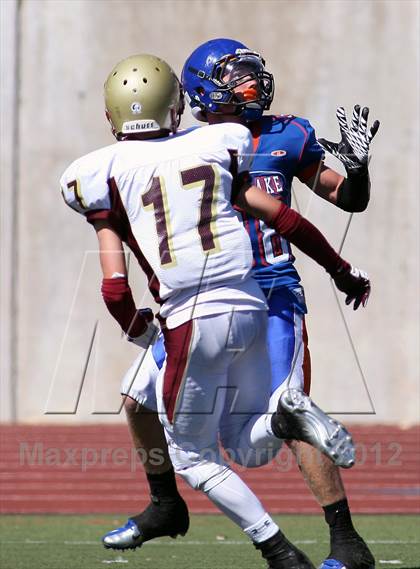 Thumbnail 2 in Westlake vs Oaks Christian (Battle for Veterans) photogallery.