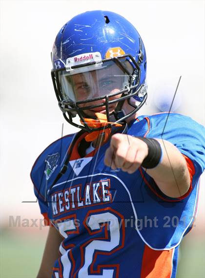 Thumbnail 1 in Westlake vs Oaks Christian (Battle for Veterans) photogallery.